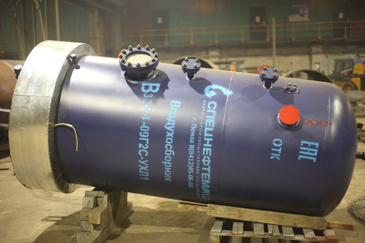 Воздухосборник 3,2 м³ с подогревом днища